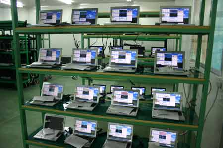 夏新聯手全美達，首款自主研發筆記本V3震撼下線，開啟自主創新新篇章